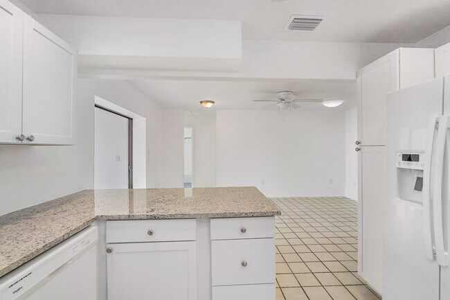 Photo - 1221 Sleepy Hollow Rd