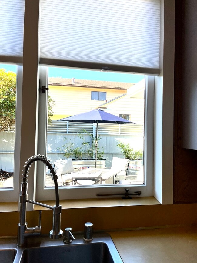 Photo - 1844 Heather Ln