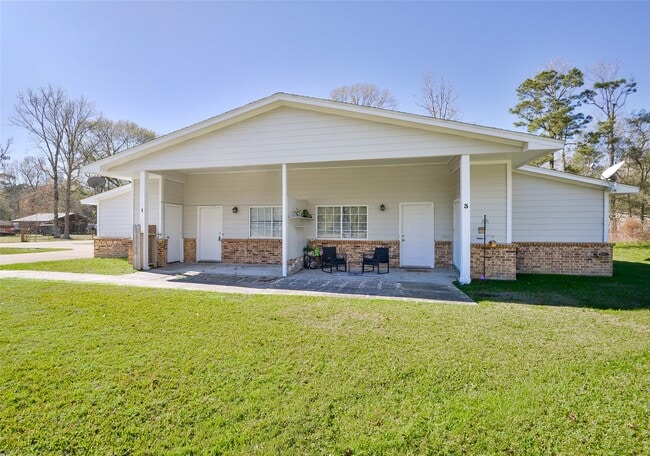 Building Photo - 3 Magnolia Ln Unit 1