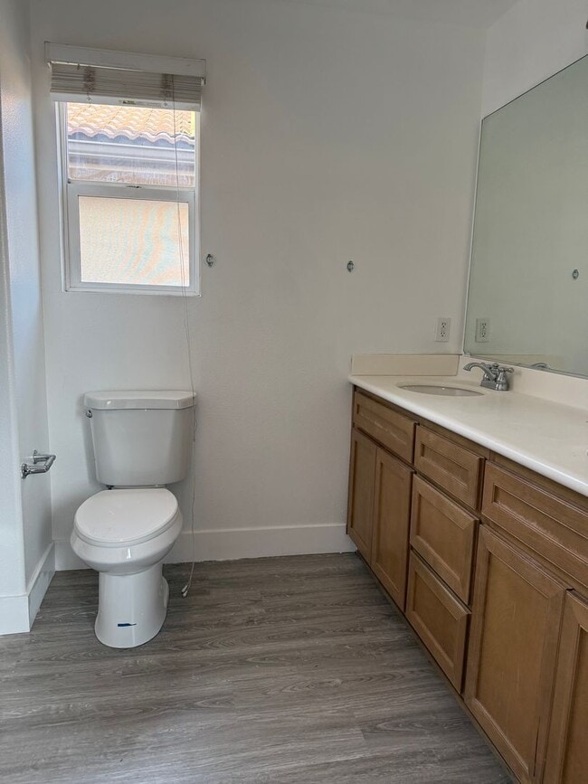 Photo - Spacious 4Bed/4Bath