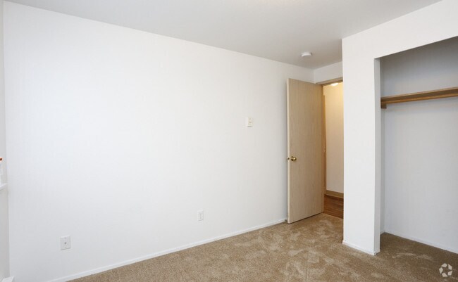 Olympic Pointe Apartments