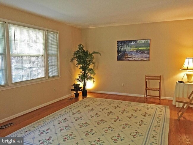 Building Photo - 3336 Webley Ct