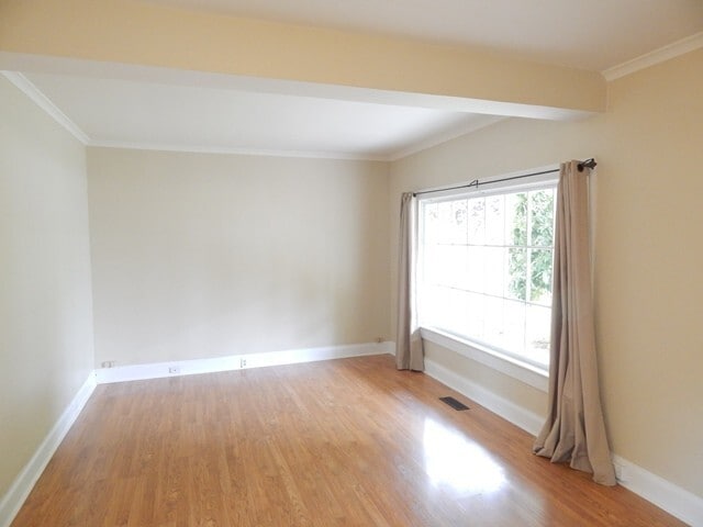 Photo - 2Bd/2Ba Two Story House - Available to View!