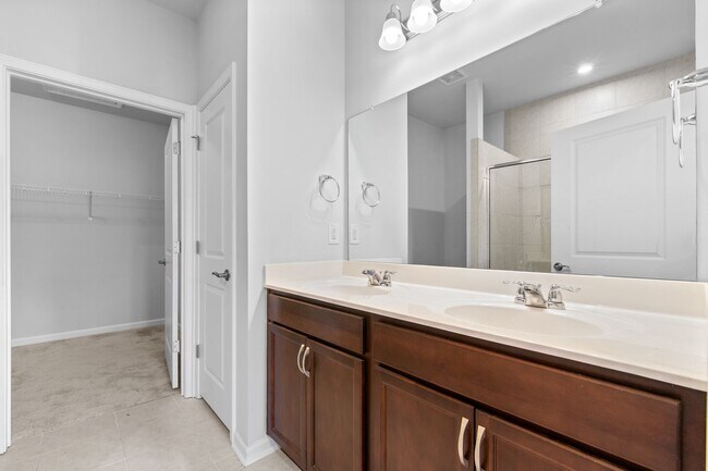 Photo - Beautiful 3 bed/2 bath Home in Griffin in Senior Community!