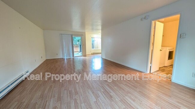 Photo - 12601 SE 30th St Unit 3