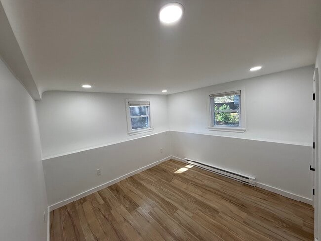 Photo - 35 Hooker St Apartments