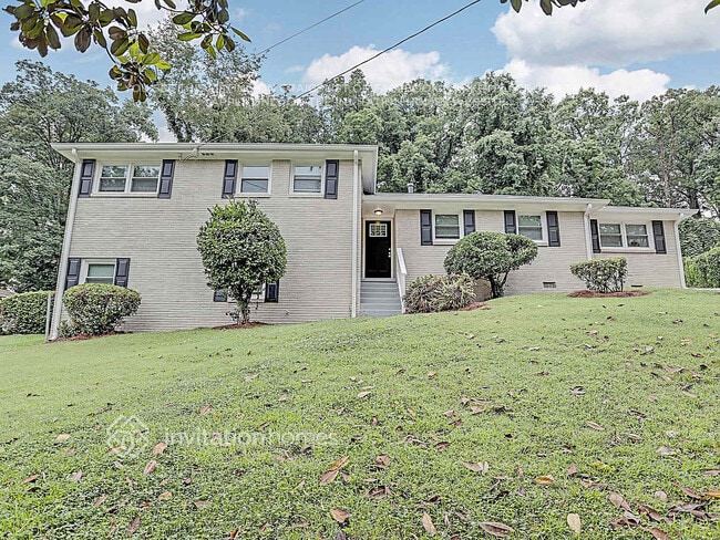 Building Photo - 1734 Mary Lou Ln SE