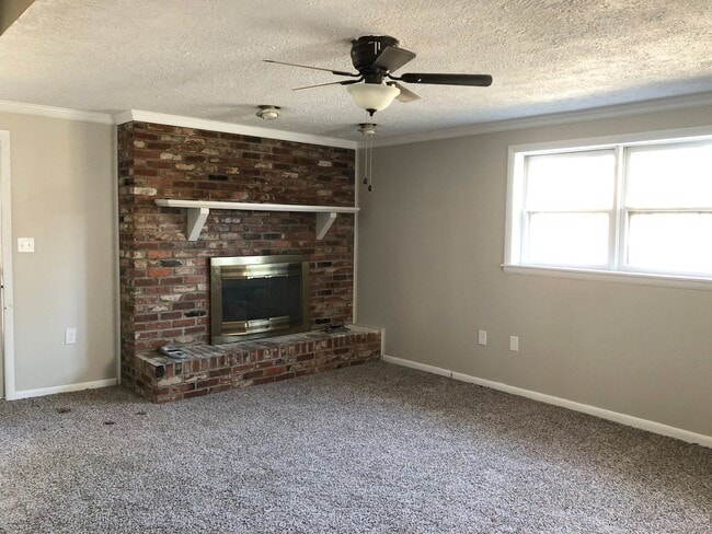 Photo - Recently Renovated Three Bedroom Home in Hendersonville