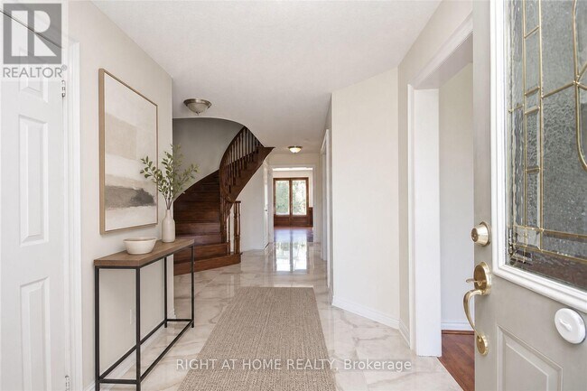 Photo - 1466 Bayshire Dr