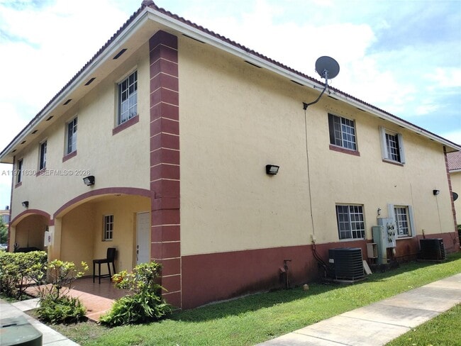 Building Photo - 6756 NW 182nd St Unit 101