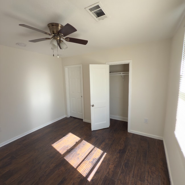 Photo - 1622 Farragut St