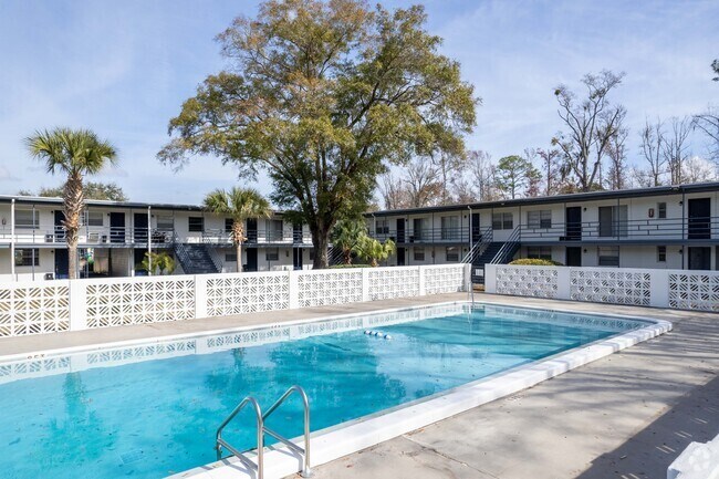 Cedar Hill Apartments - Cedar Hill Apartments