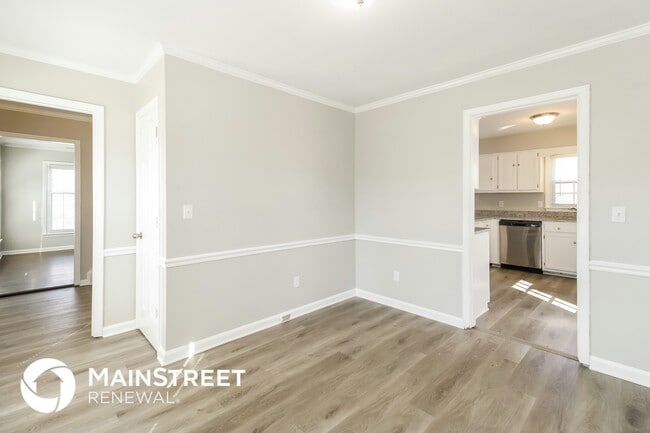 Photo - 7081 Avenbury Cir