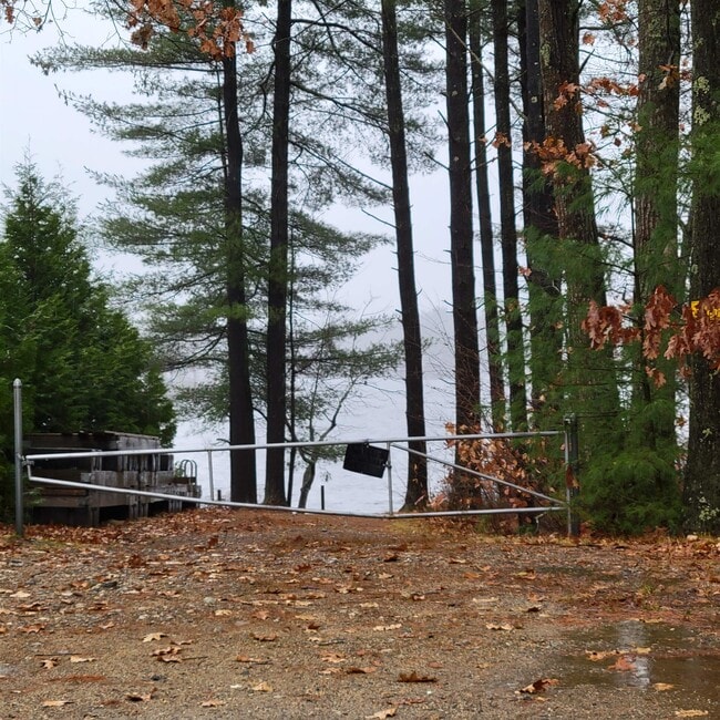 Photo - 19 Metacomet Lake Dr Unit 2 above garage