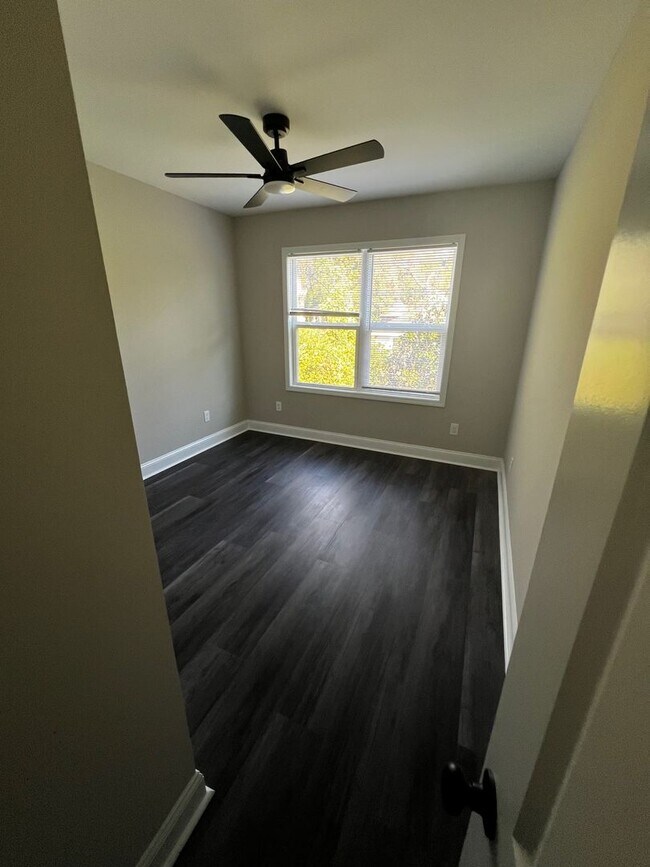 Photo - 1218 House St