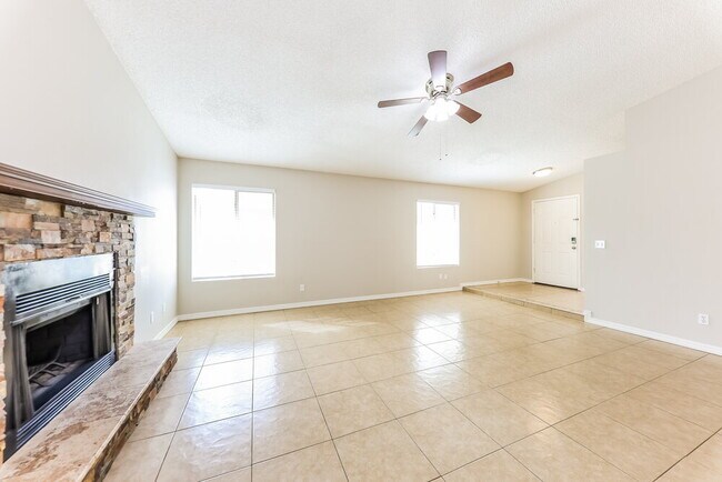 Photo - 5209 N 78th Dr