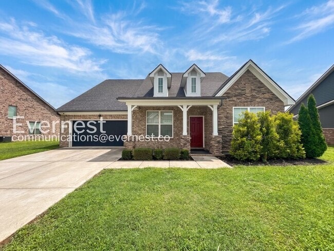 Building Photo - 3 Bed/2 Bath Home with Garage / Pet-Friendly / Available Now!