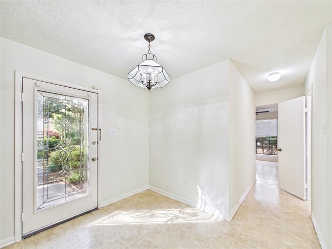 Photo - 814 Lochnell Dr