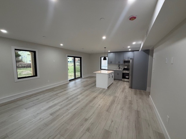 Building Photo - 23 Hudson Ave Unit 23 Hudson Ave