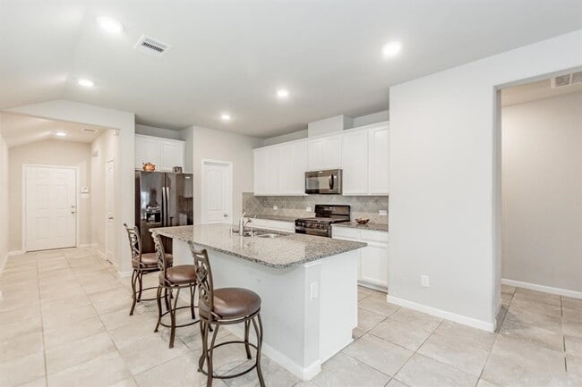 Photo - 21423 Holly Heights Rd