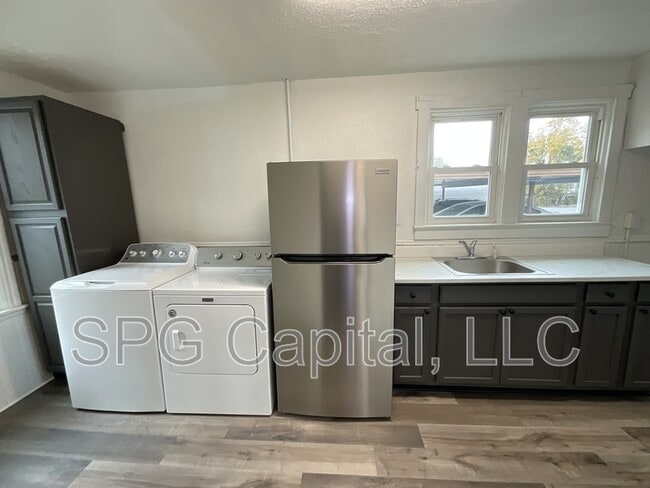 Photo - 118 S Harrison Ave