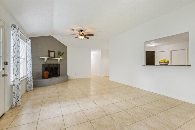 Photo - 604 Spring Breeze St