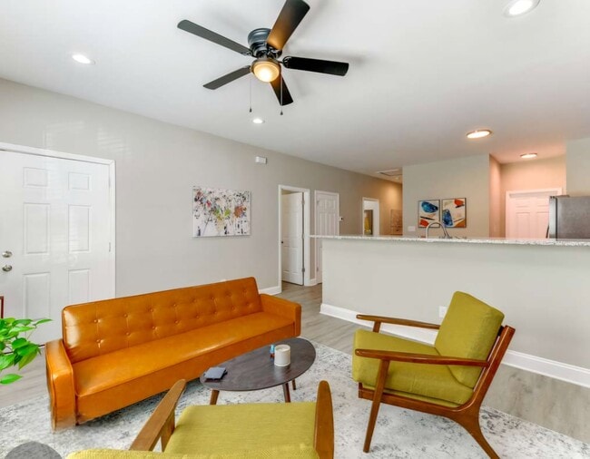Photo - 405 S Starr St Unit Apt B