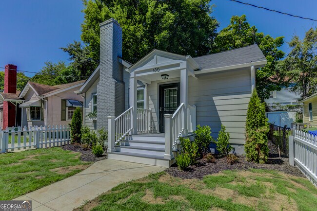 Photo - 456 Griffin St NW