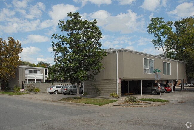 Photo - 4121 Mandell St