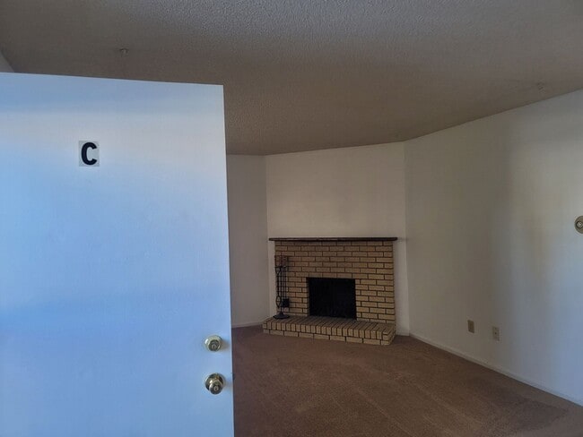 Photo - 503 Shoshoni St Unidad Apt C