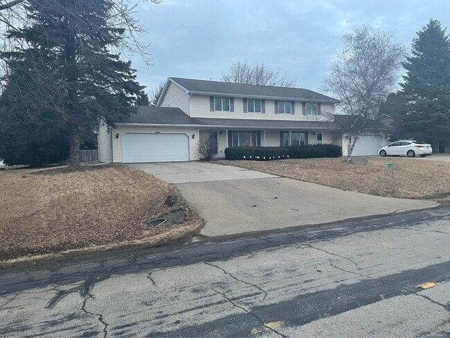 Photo - JDPM LLC - HOUSE Unit W6752 SCHOOL ROAD