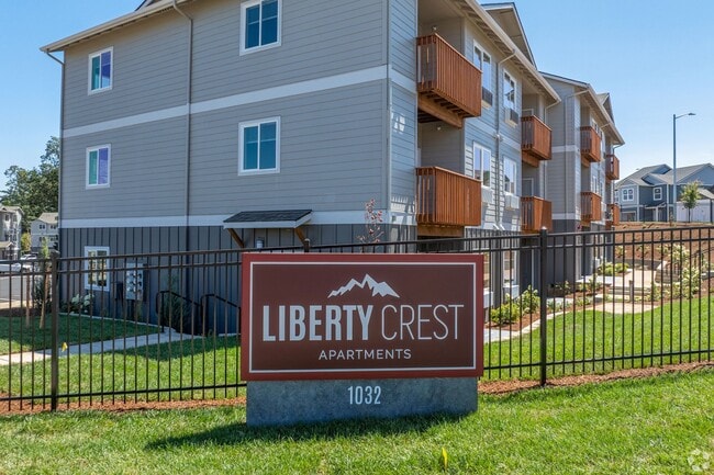 Photo - LIBERTY CREST APARTMENTS