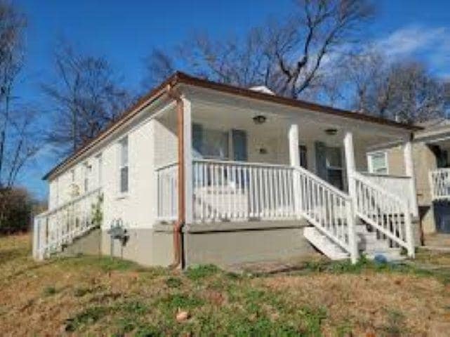 Building Photo - 881 N Claybrook St