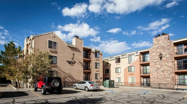 Building Photo - 1940 Prospector Ave Unit 212
