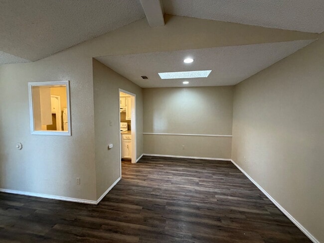 Photo - Townhome Located In Shadow Hills Near Take-Out, Walmart & Minutes from W. Loop 289 Access!