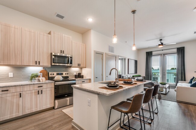 Photo - Jefferson Ridglea Village