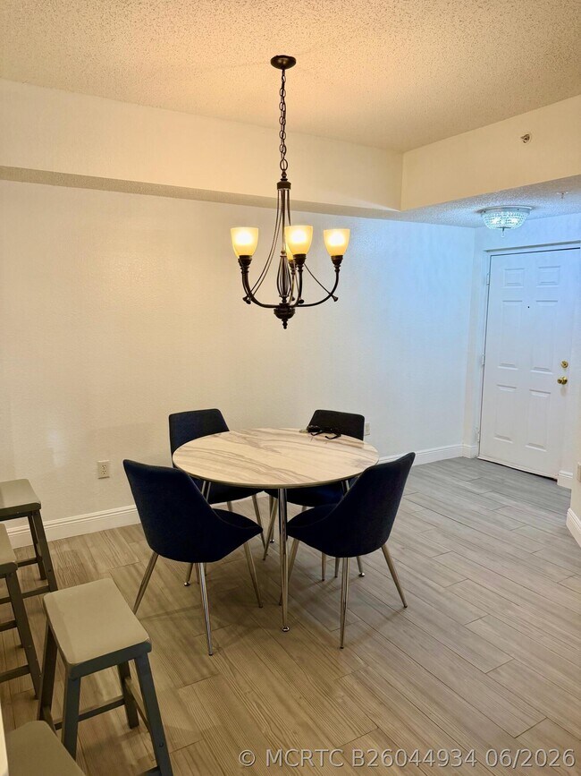 Photo - 3018 Alcazar Pl Unit 101