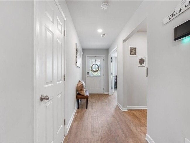 Photo - 174 Goodall Woods Dr