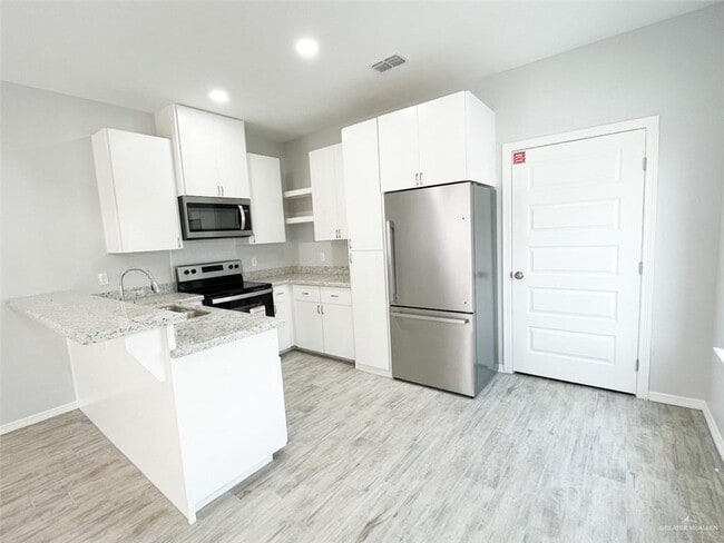 Photo - 12 West Dr Unit 3