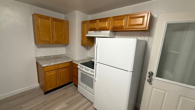side cabinet - 200 N Fir Ave Unit 200 N Fir Avenue #B