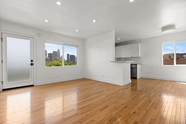 1167 Bellevue Ave Unidad 3