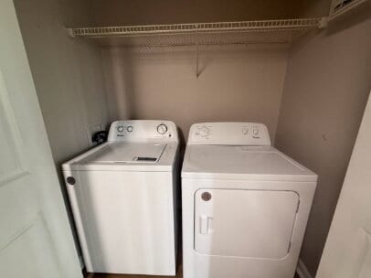 Photo - 2 Bedroom x 2.5 Bathroom NEWLY RENOVATED Apartment