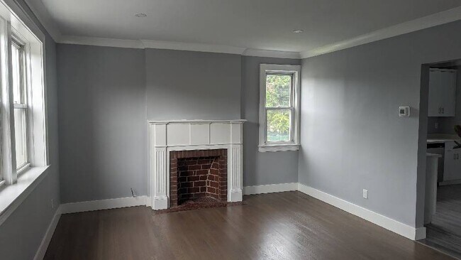 Photo - Renovated Modern 2 Bedroom -  No Fee Unit 2