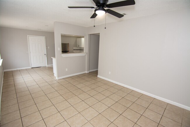 Photo - 1661 Northwood St Unit 1661