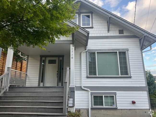 Building Photo - 1710 S Waite St Rental