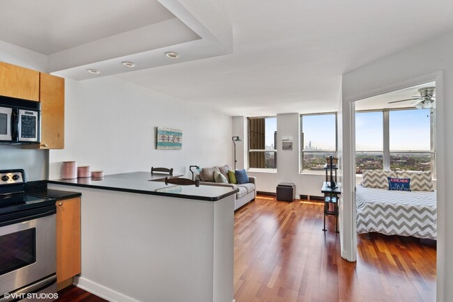 Photo - 655 W Irving Park Rd Unit 3311