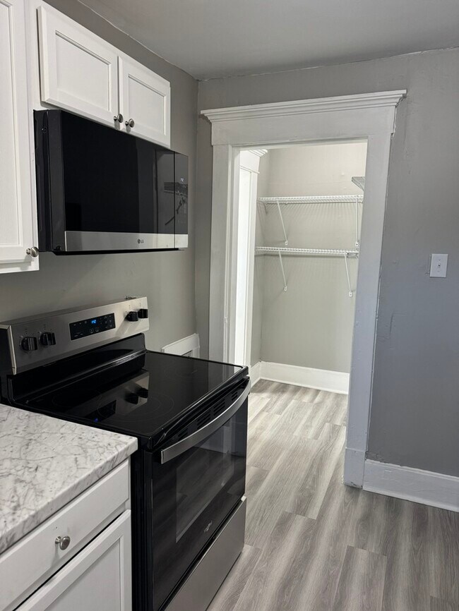 Photo - 1020 Sharpe Ave