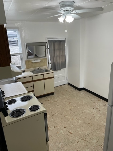 Photo - 362 S Bouquet St