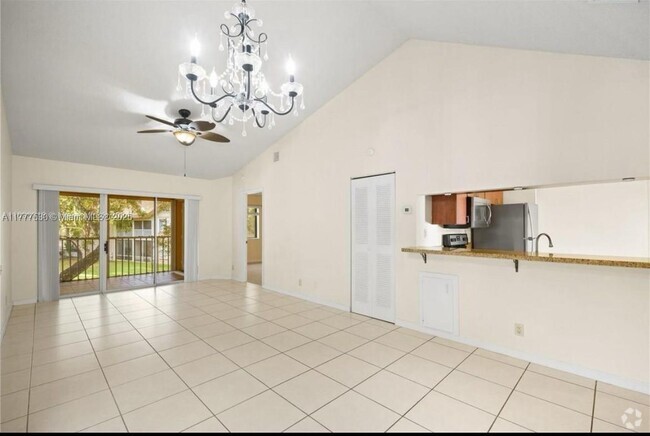 Building Photo - 13931 SW 91st Terrace Unit 13931 Rental