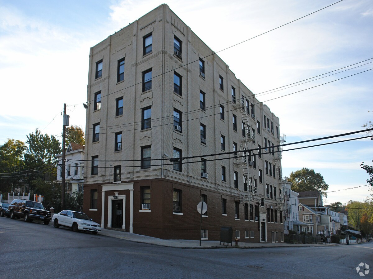 Photo - 60 Post St Apartments